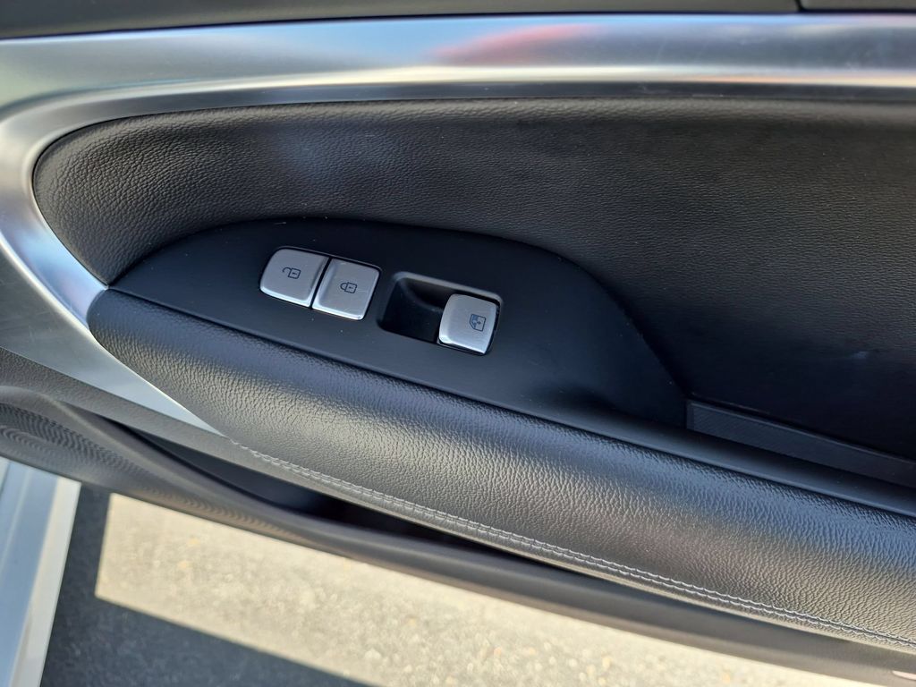 Thumbnail: 2025 Genesis G70 - 34