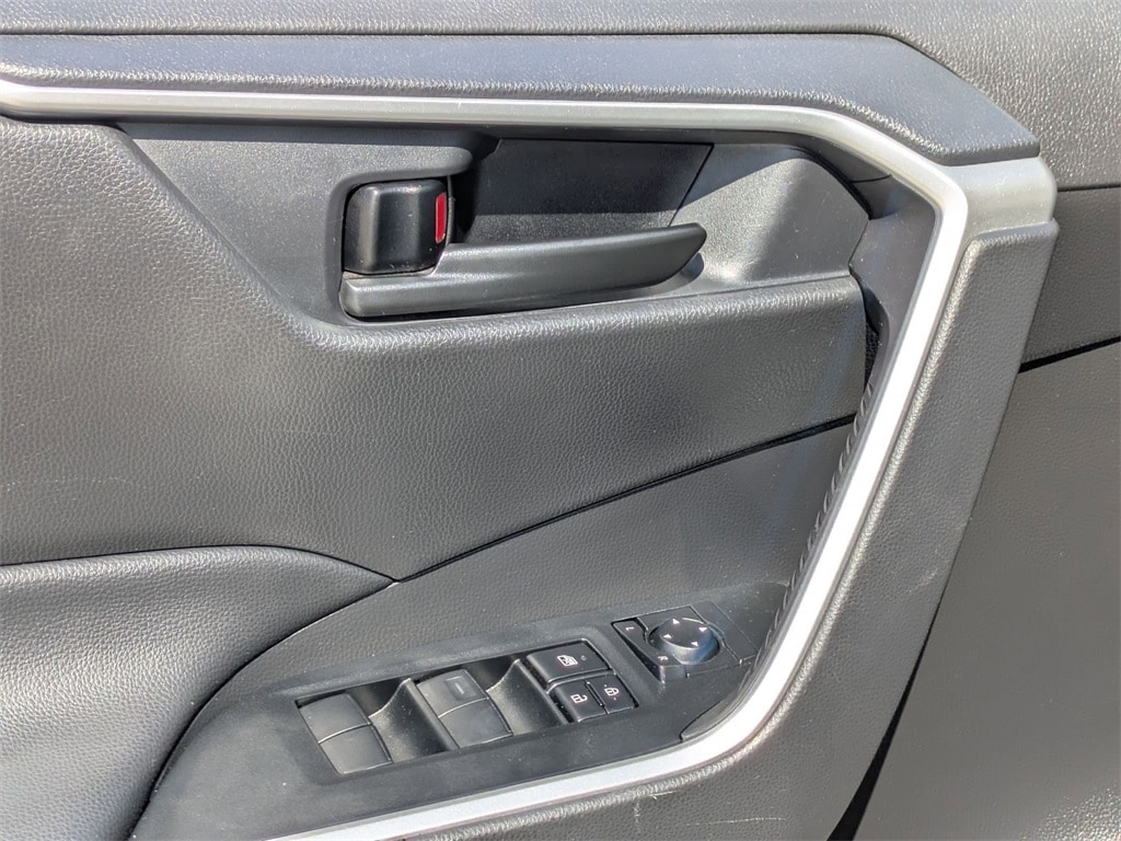 Thumbnail: 2024 Toyota RAV4 - 13