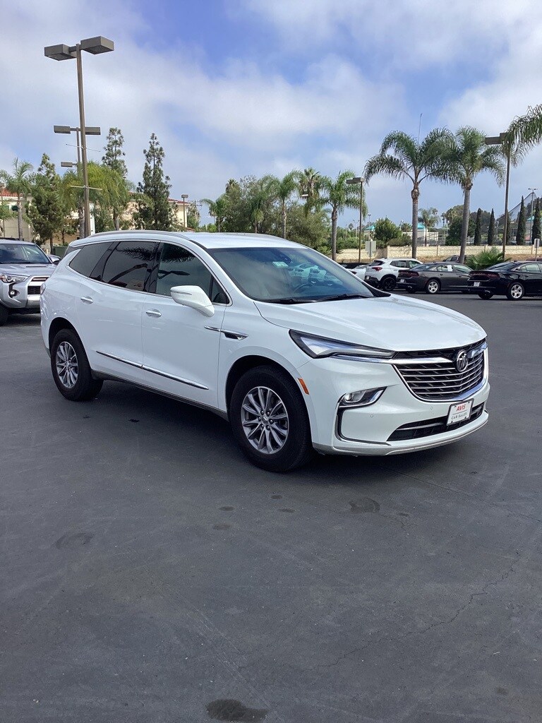2024 Buick Enclave Premium photo 3