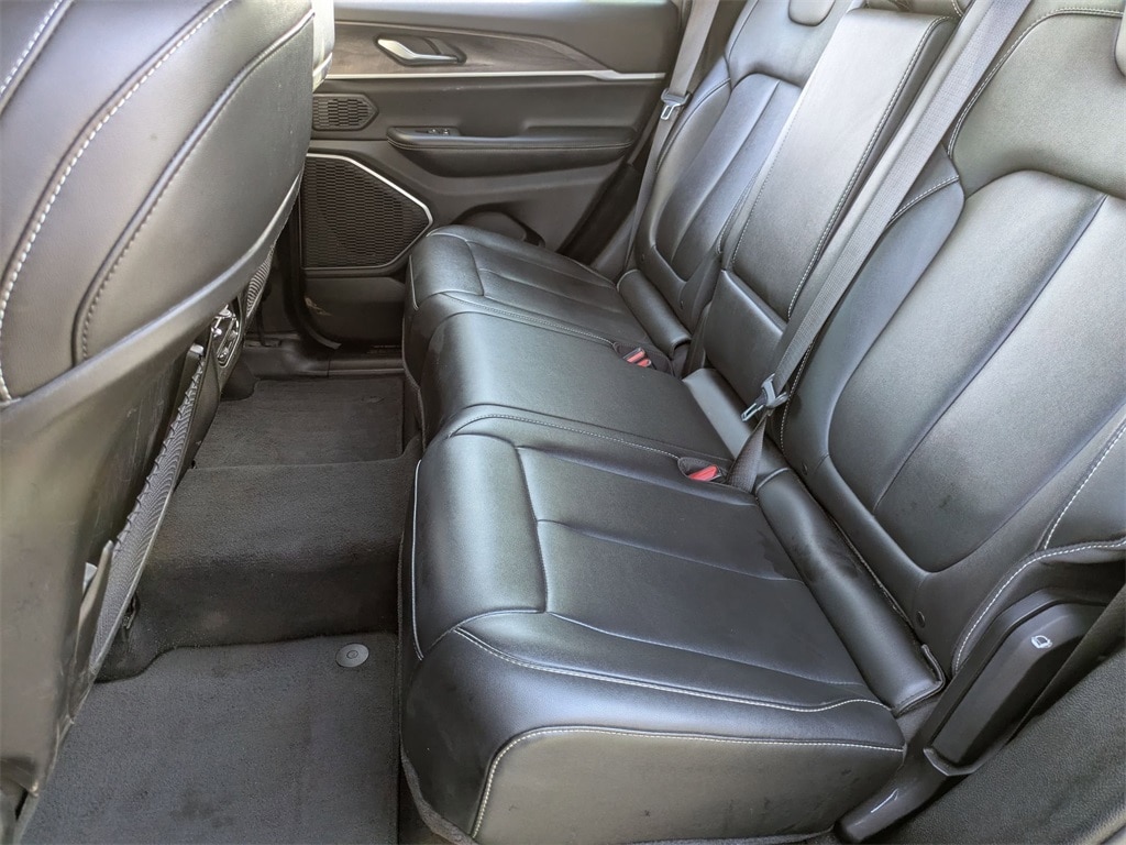 2023 Jeep Grand Cherokee 4xe 28