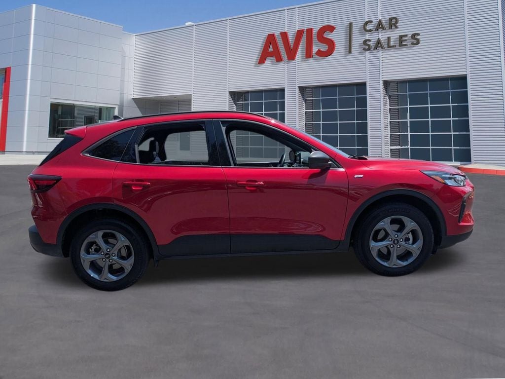Thumbnail: 2025 Ford Escape - 5