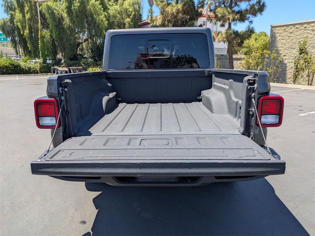 Thumbnail: 2023 Jeep Gladiator - 30
