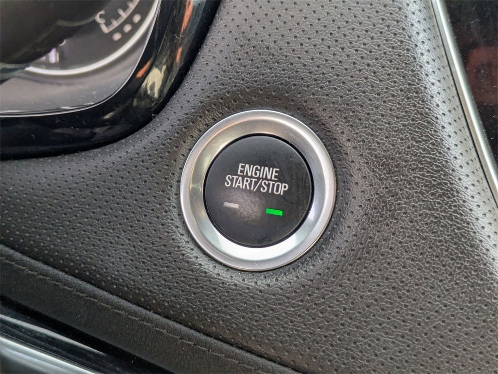 Thumbnail: 2024 Cadillac XT5 - 24