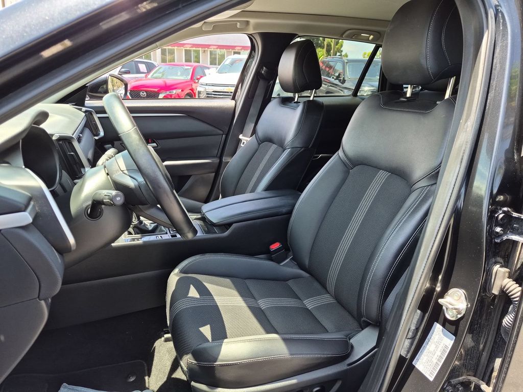 Thumbnail: 2025 Mazda CX-50 - 25