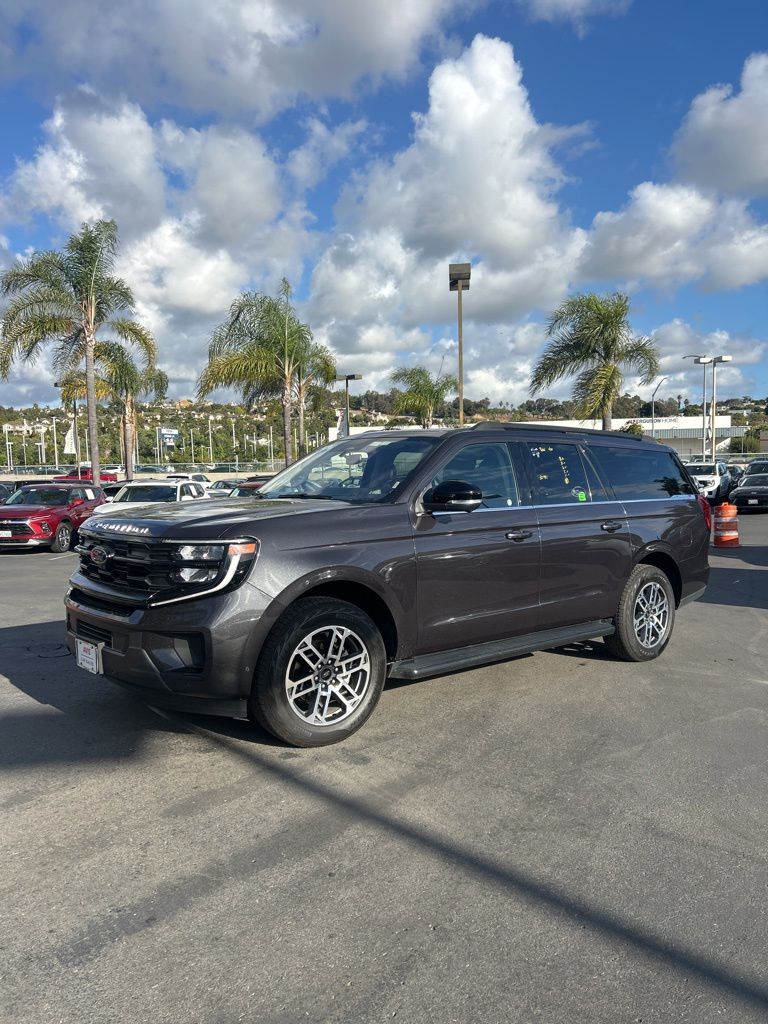 2025 Ford Expedition's photo