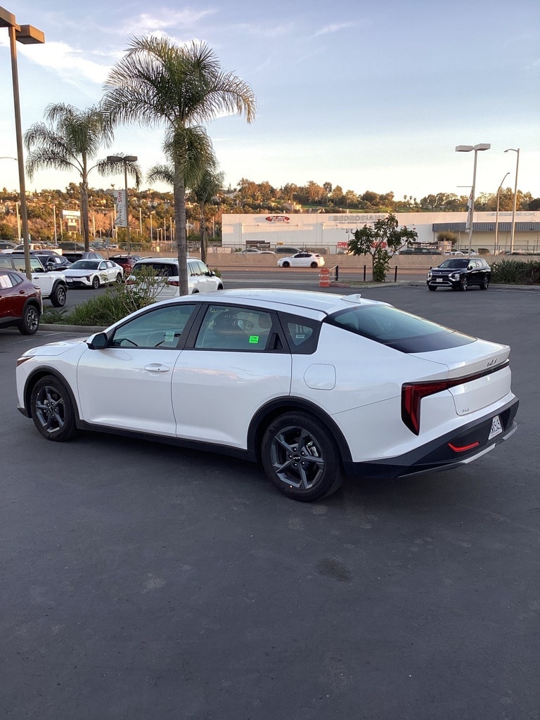 Thumbnail: 2025 Kia K4 - 7
