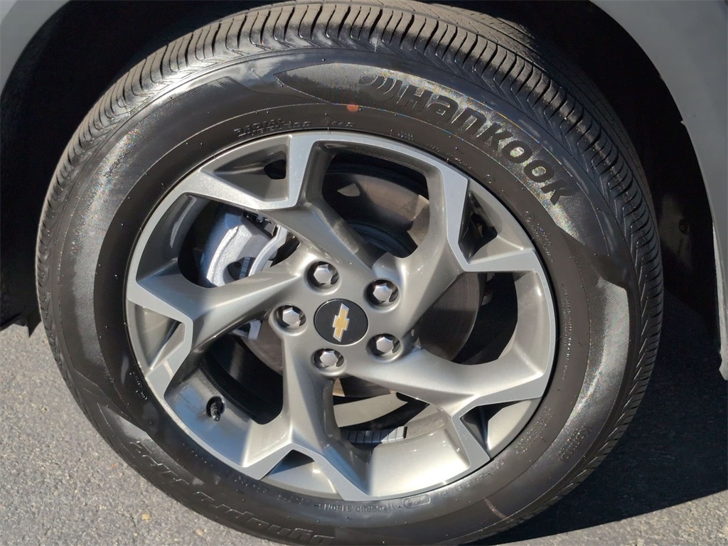 Thumbnail: 2025 Chevrolet Trax - 11