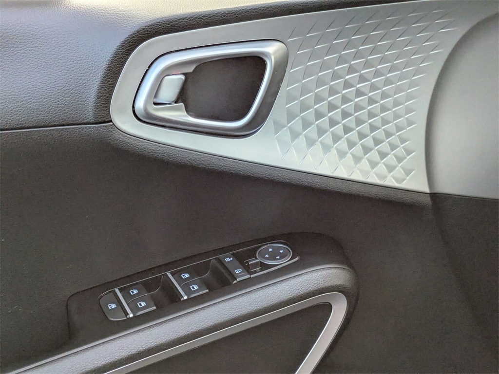 Thumbnail: 2024 Kia Soul - 16