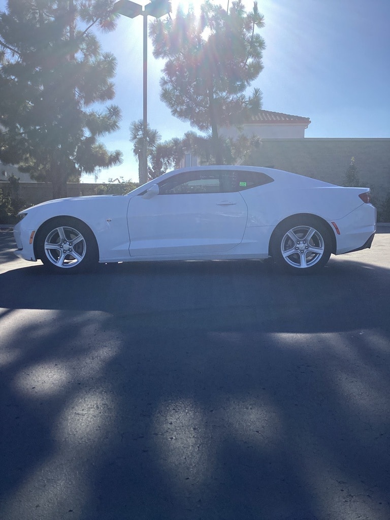 Thumbnail: 2023 Chevrolet Camaro - 3