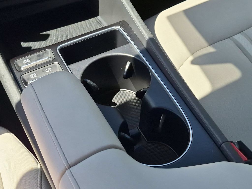 Thumbnail: 2025 Hyundai Sonata - 24
