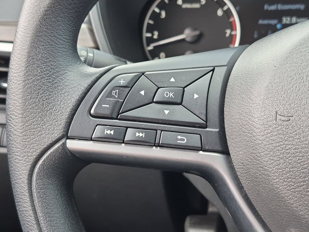 2025 Nissan Altima SV - Photo 21