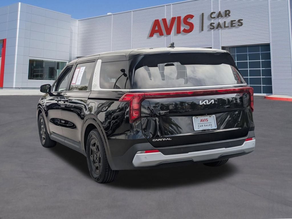 Thumbnail: 2025 Kia Carnival - 9