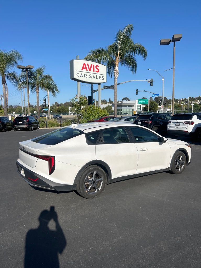 Thumbnail: 2025 Kia K4 - 3