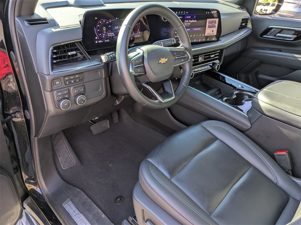 Thumbnail: 2025 Chevrolet Tahoe - 18