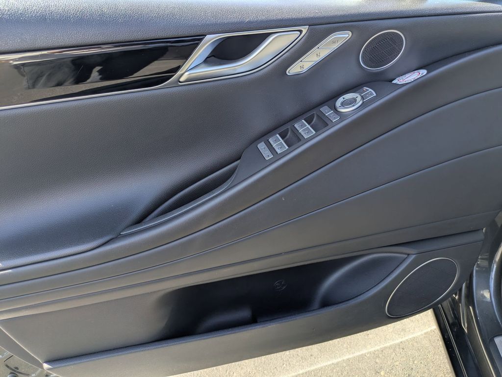 Thumbnail: 2023 Genesis G80 - 15