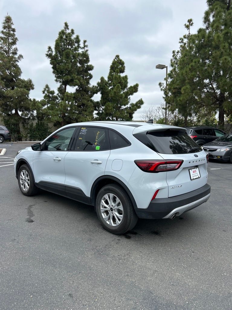 Thumbnail: 2025 Ford Escape - 8