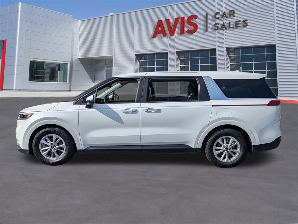 Thumbnail: 2024 Kia Carnival - 10