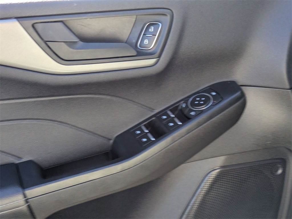 Thumbnail: 2024 Ford Escape - 16