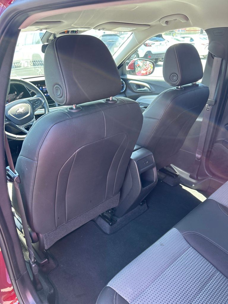 Thumbnail: 2025 Chevrolet Trax - 19