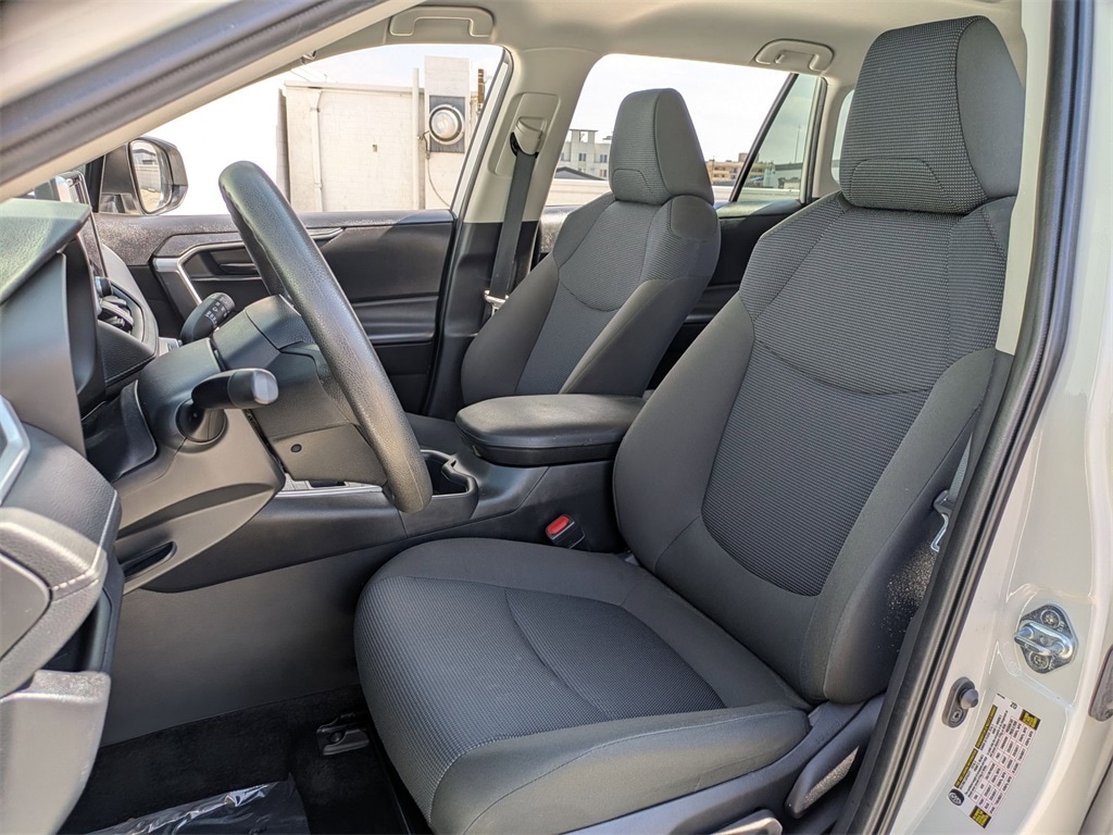 Thumbnail: 2024 Toyota RAV4 - 23