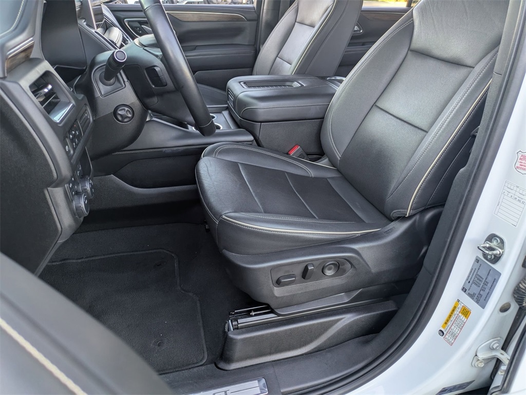 Thumbnail: 2023 Chevrolet Suburban - 14