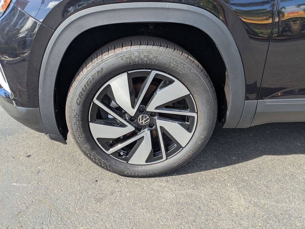 Thumbnail: 2025 Volkswagen Atlas - 13