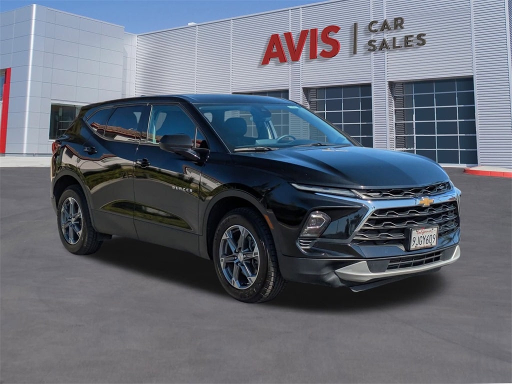 Thumbnail: 2024 Chevrolet Blazer - 3