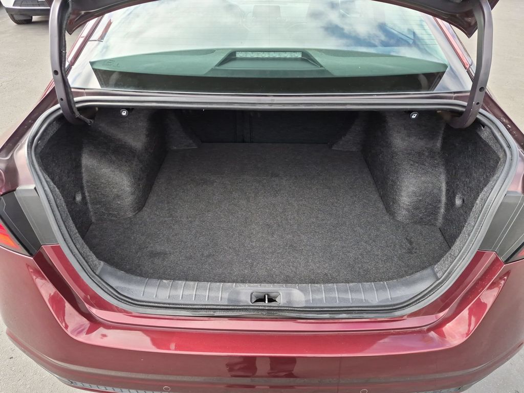2025 Nissan Altima SV - Photo 28