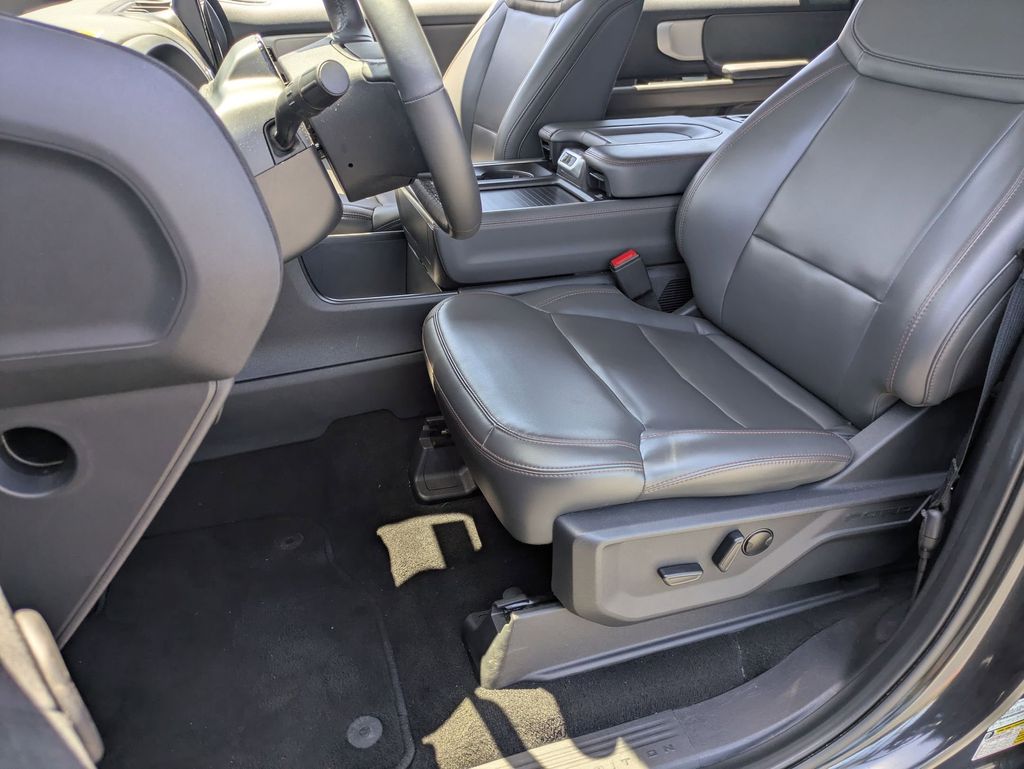 Thumbnail: 2025 Ford Expedition MAX - 14