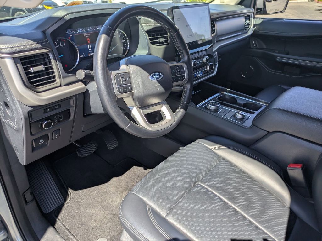 Thumbnail: 2024 Ford Expedition MAX - 16