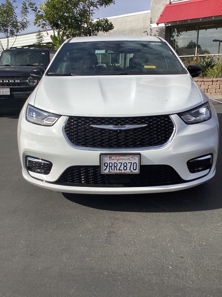 Thumbnail: 2025 Chrysler Pacifica - 7