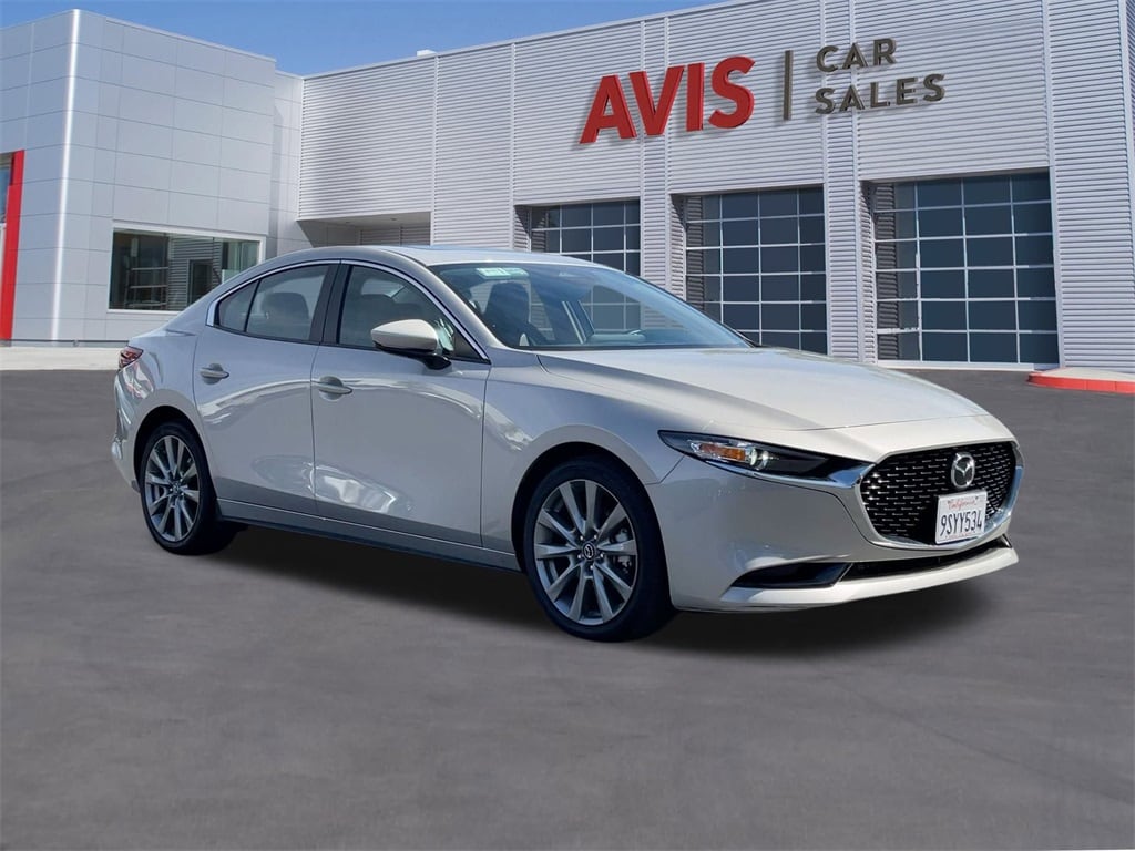 Thumbnail: 2025 Mazda Mazda3 - 3