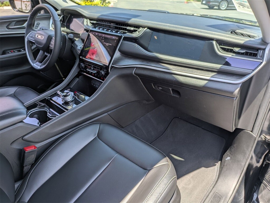 2023 Jeep Grand Cherokee 4xe 31