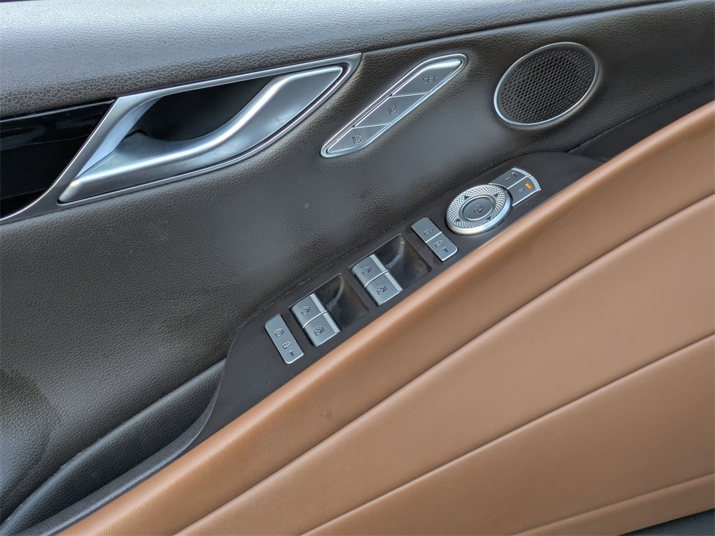 Thumbnail: 2023 Genesis G80 - 17