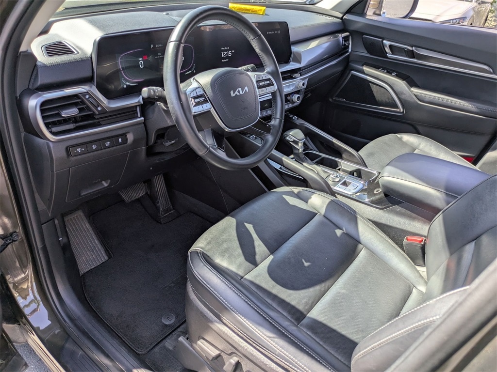 Thumbnail: 2025 Kia Telluride - 17