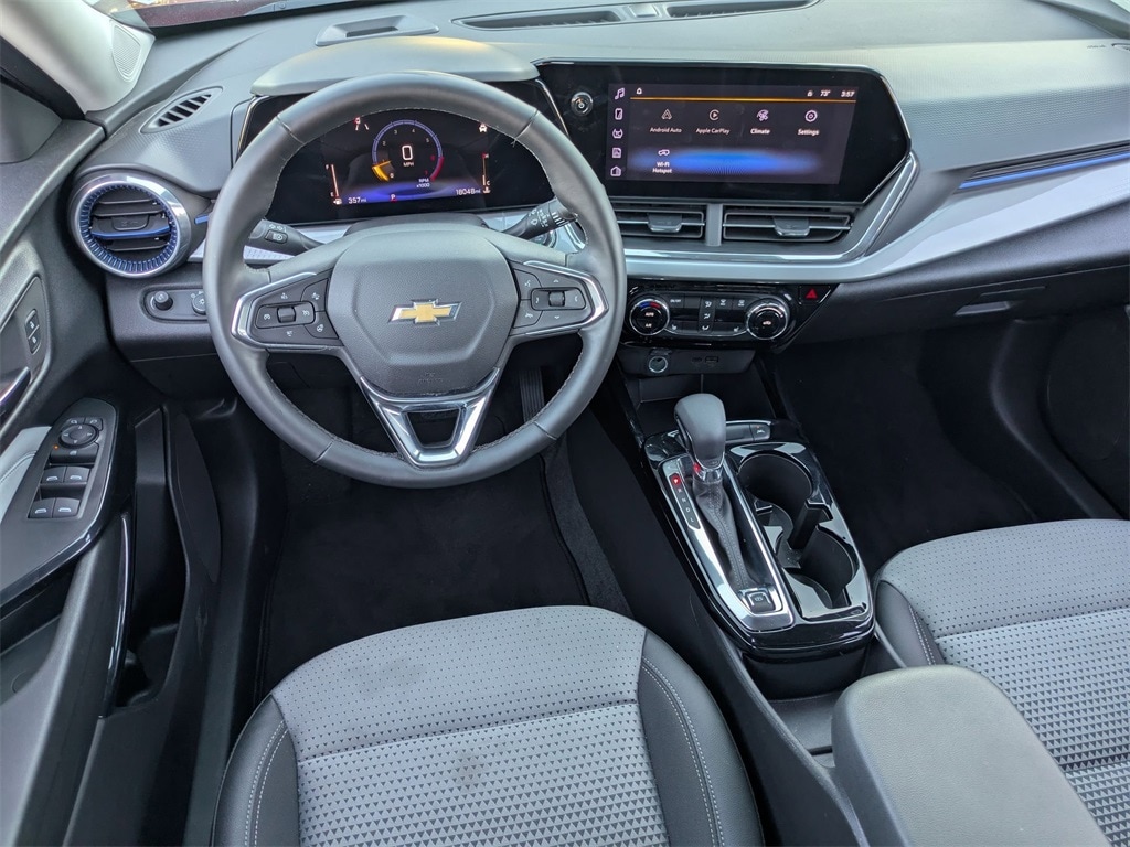 Thumbnail: 2025 Chevrolet Trax - 25