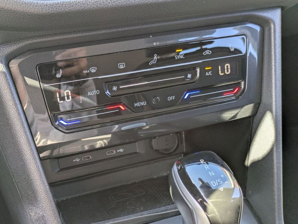 Thumbnail: 2024 Volkswagen Tiguan - 22