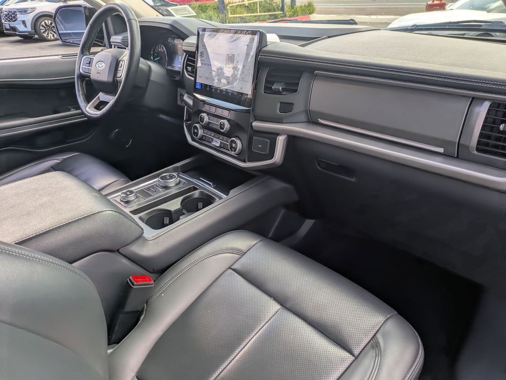 Thumbnail: 2024 Ford Expedition MAX - 30