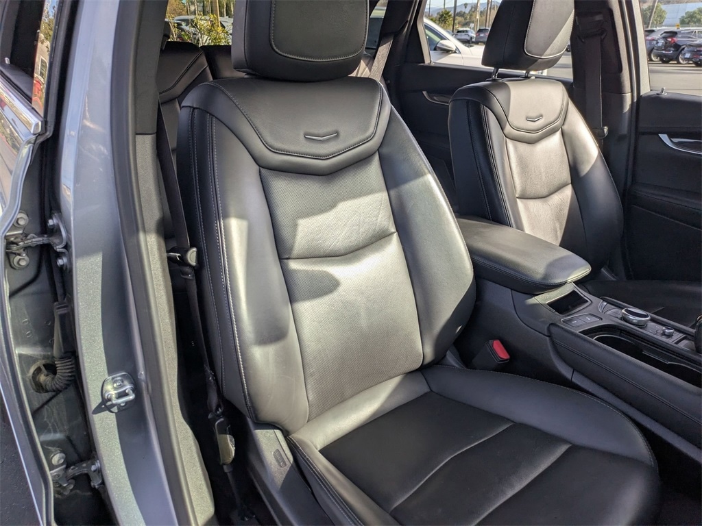 Thumbnail: 2024 Cadillac XT5 - 28