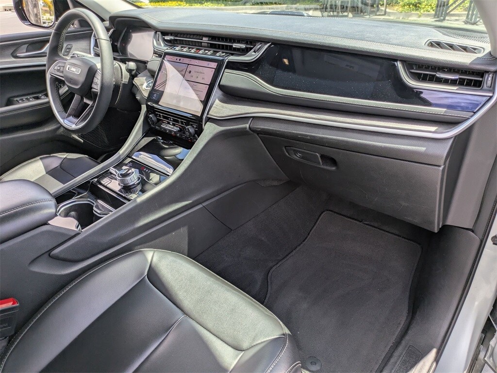 2023 Jeep Grand Cherokee 4xe 31