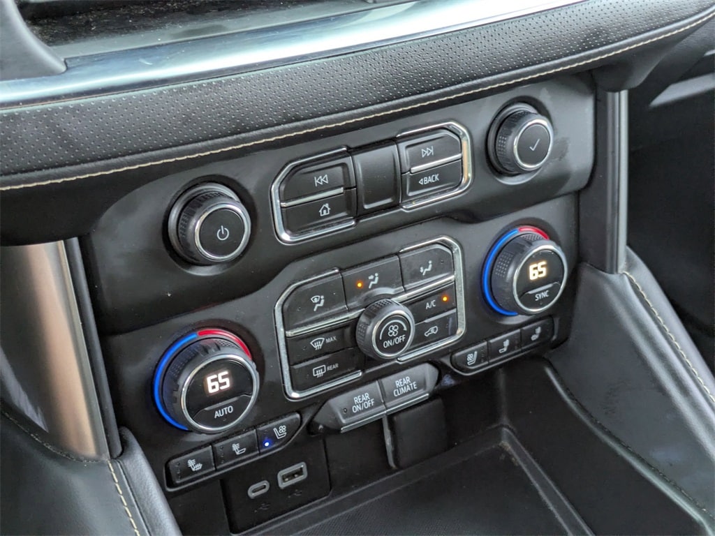 Thumbnail: 2023 Chevrolet Suburban - 23