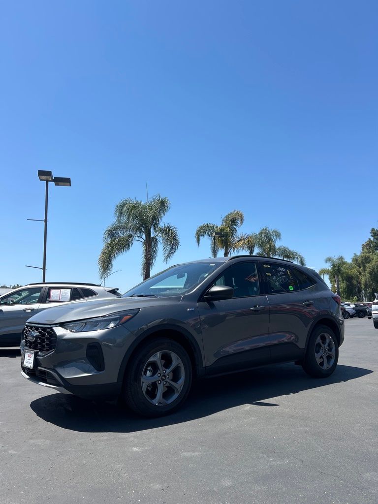 2025 Ford Escape's photo