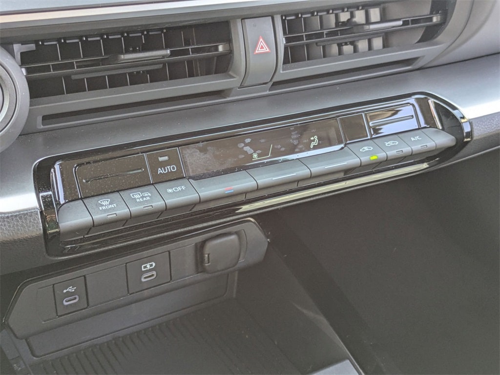 Thumbnail: 2025 Toyota Prius - 21