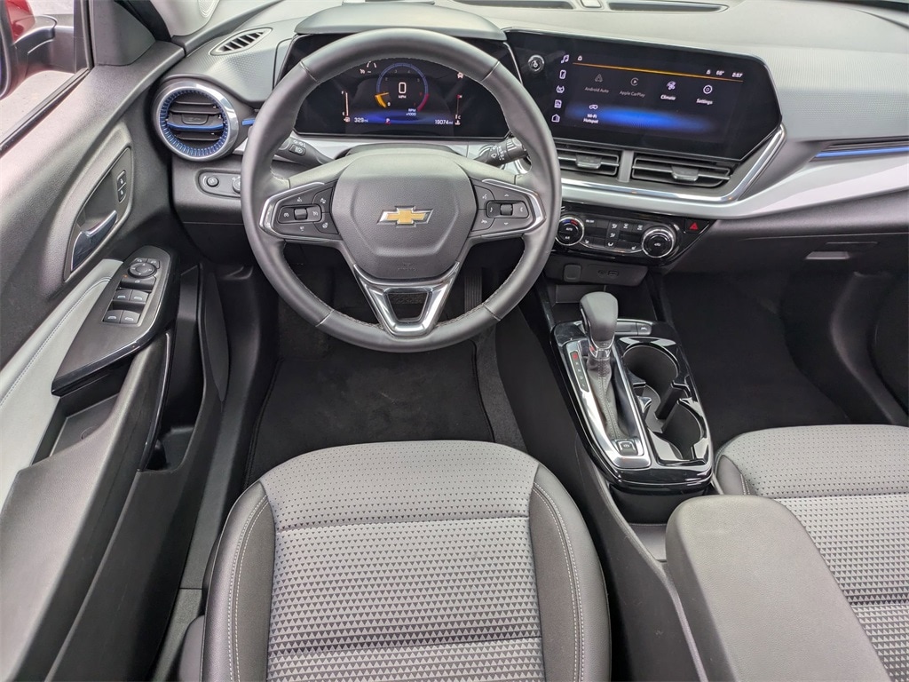 Thumbnail: 2025 Chevrolet Trax - 25