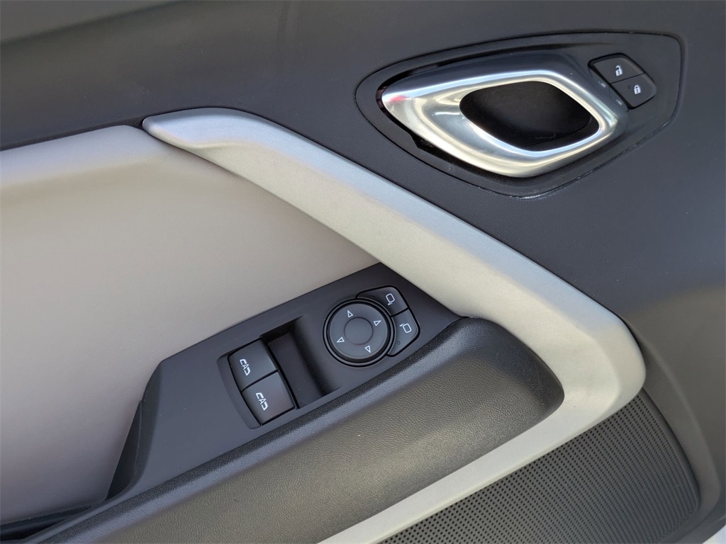 Thumbnail: 2023 Chevrolet Camaro - 16