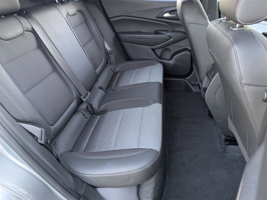 Thumbnail: 2025 Chevrolet Trax - 27