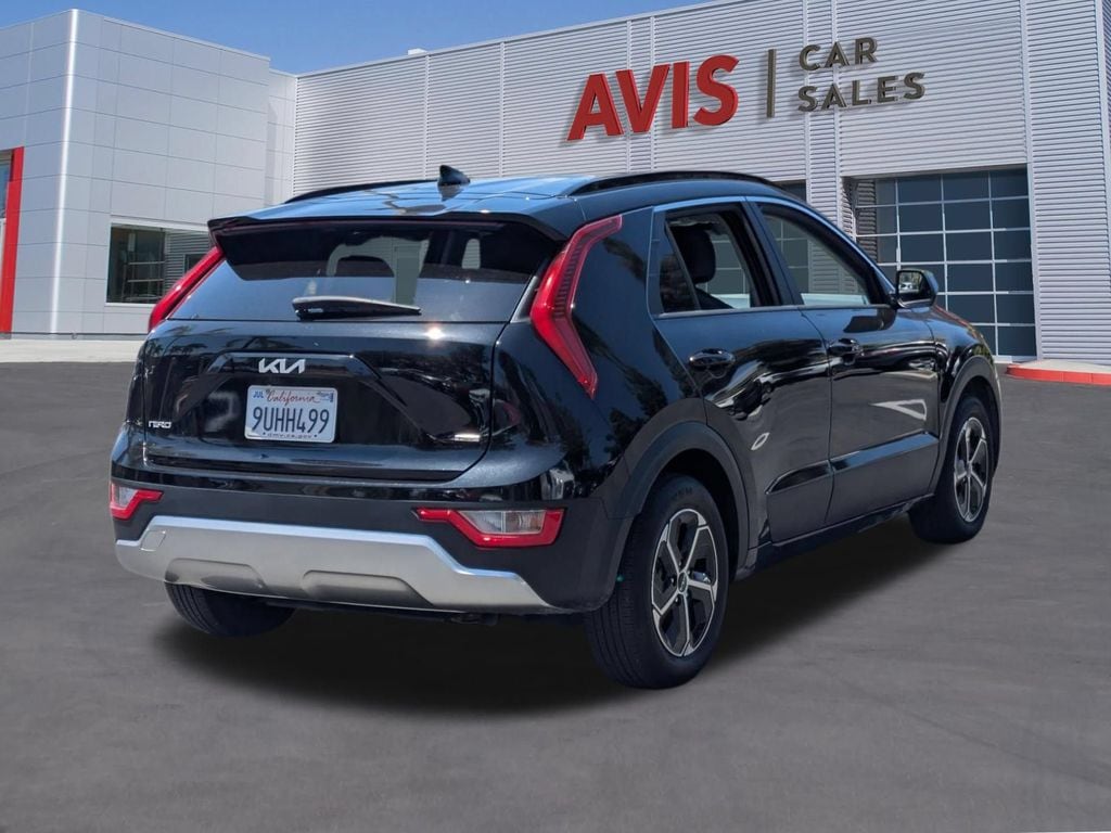 Thumbnail: 2025 Kia Niro - 6