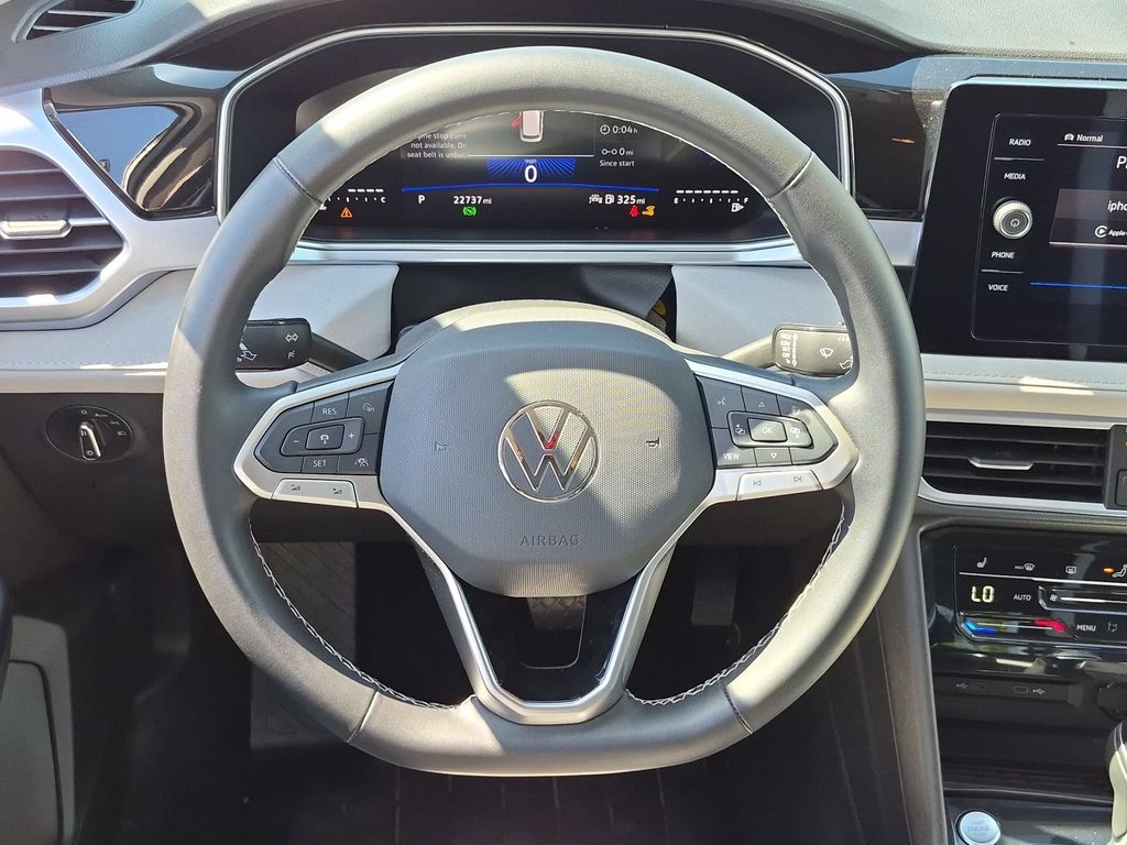 Thumbnail: 2025 Volkswagen Taos - 23