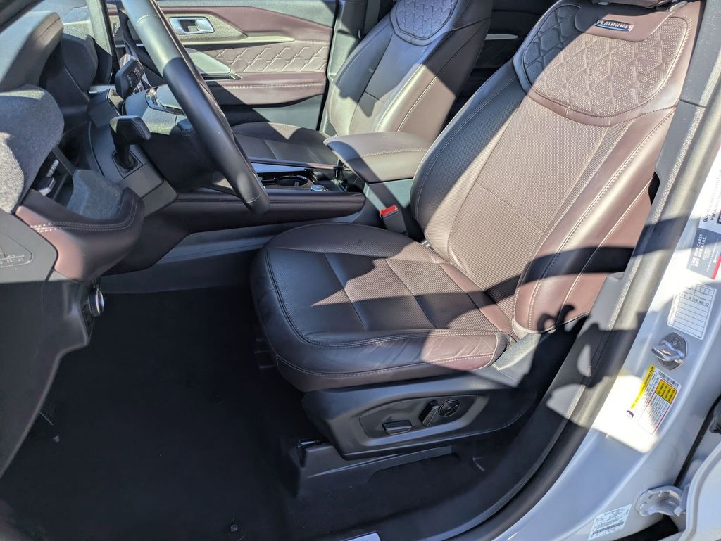 Thumbnail: 2025 Ford Explorer - 14