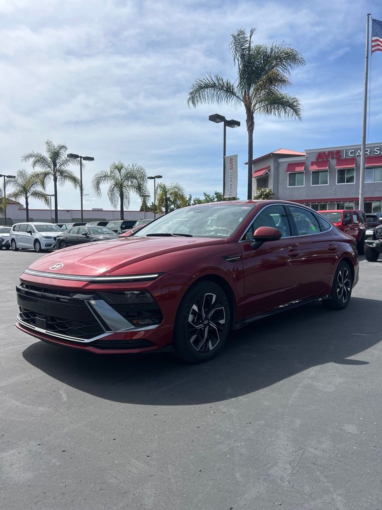 2025 Hyundai Sonata SEL's photo